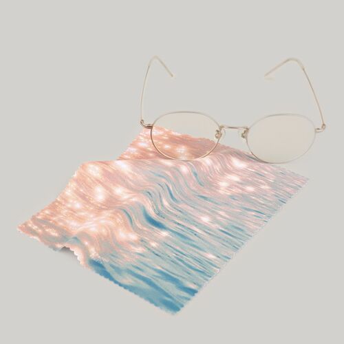 Shimmering Ocean Screen Cloth - Image 4