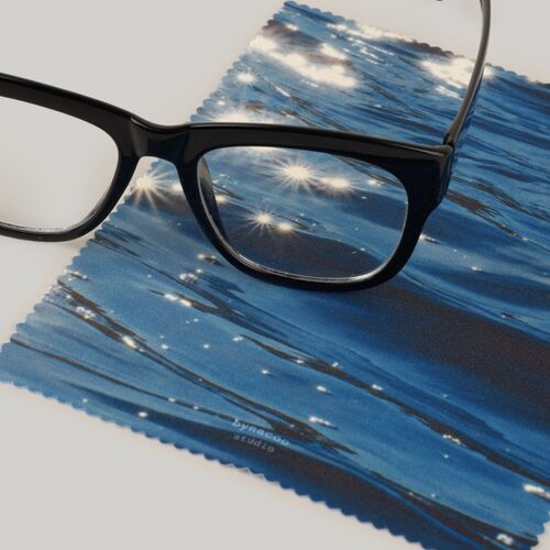Shimmering Ocean Screen Cloth - Image 7