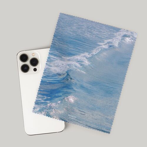 Shimmering Ocean Screen Cloth - Image 5