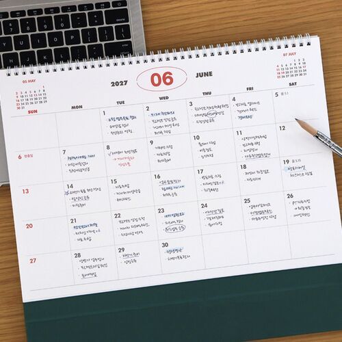 Colorful stickers, symbols, and handwritten entries show the scheduler’s flexibility for tracking routines and personal notes.