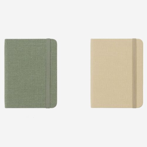 Hunter Green and Natural Beige planners are shown closed with rounded corners and matching elastic bands.