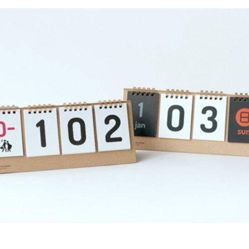 D-Day Standing Calendar | mochithings