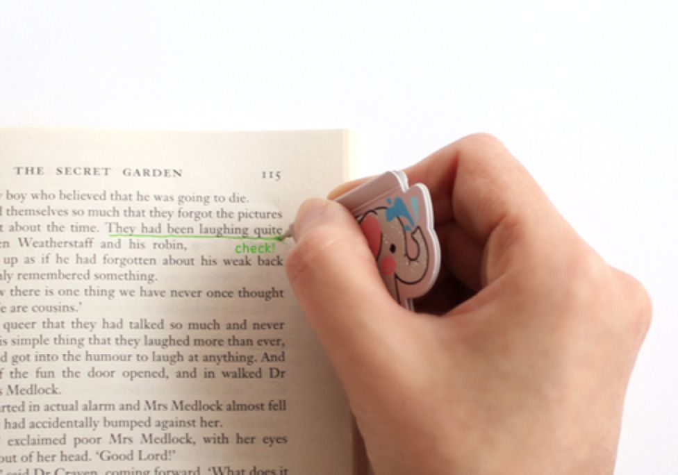 Animal Magnetic Bookmark Pen