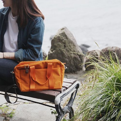 MochiThings Basic Daily Messenger Bag