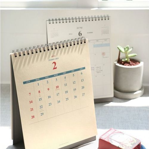 2016 Desk Scheduler