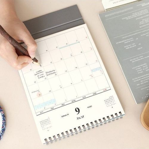 2016 Desk Scheduler