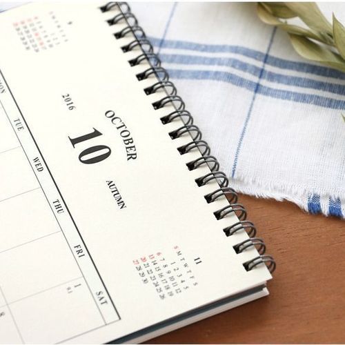 2016 Desk Scheduler
