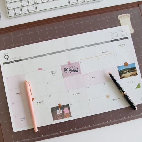 2016 Large Desk Monthly Planner - Image 1
