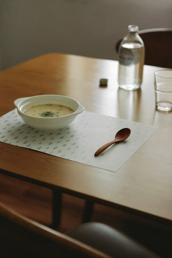 MochiThings 8pcs Pattern Paper Table Mat Set