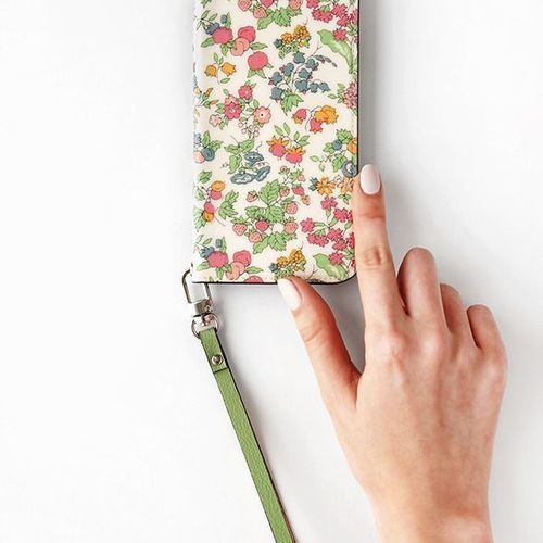 Liberty iPhone 6/6 Plus Flip Case v2