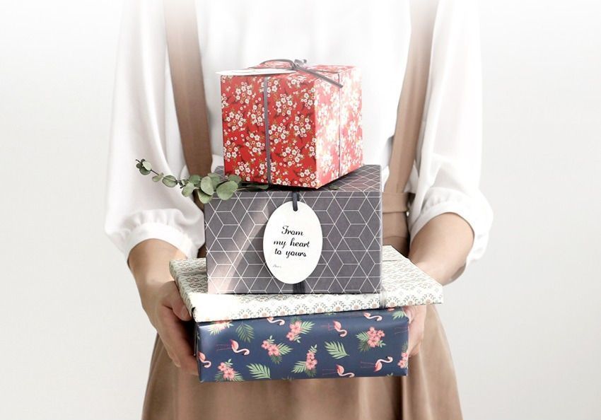 MochiThings Iconic Gift Wrapping Paper Set