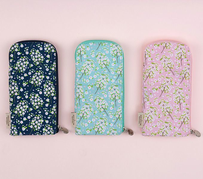 Ardium Standing Pencil Case