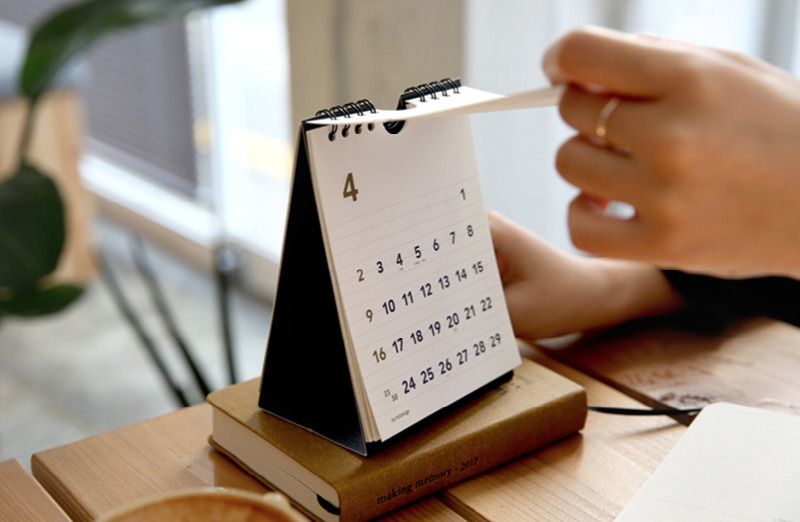 2017 Mini Basic Wall Calendar
