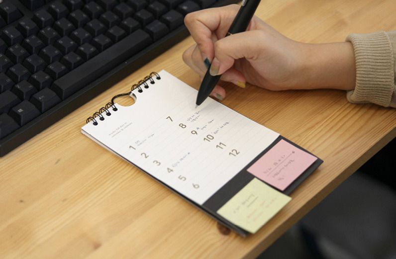 2017 Mini Basic Wall Calendar