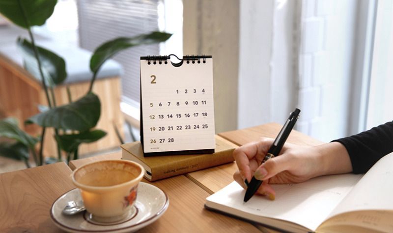 2017 Mini Basic Wall Calendar