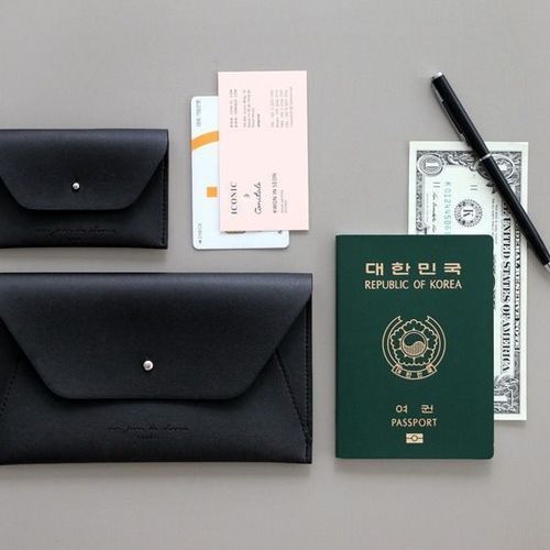 Un Jour De Chance Slim Pouch - Image 9