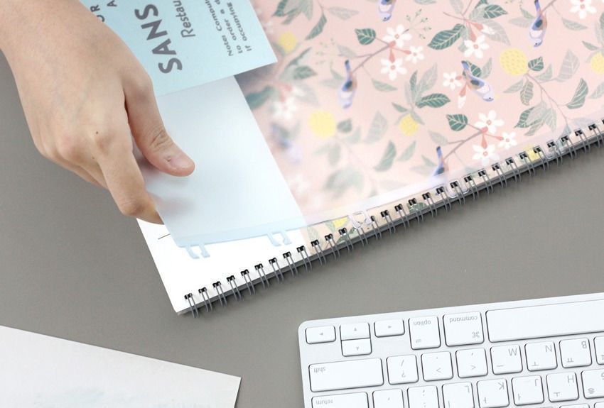 2018 Comely Desk Planner