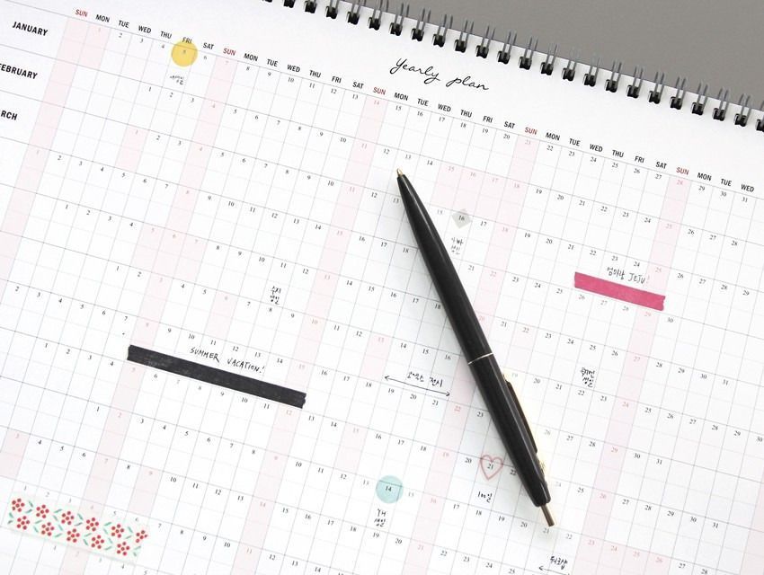2018 Comely Desk Planner