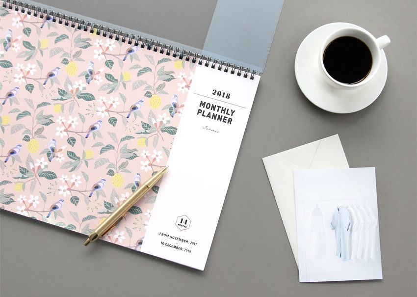 2018 Comely Desk Planner