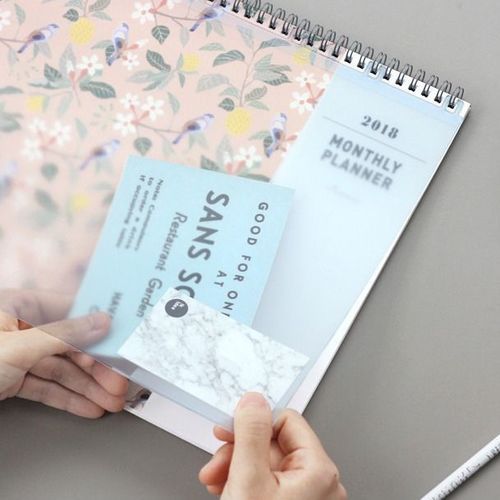 2018 Comely Desk Planner
