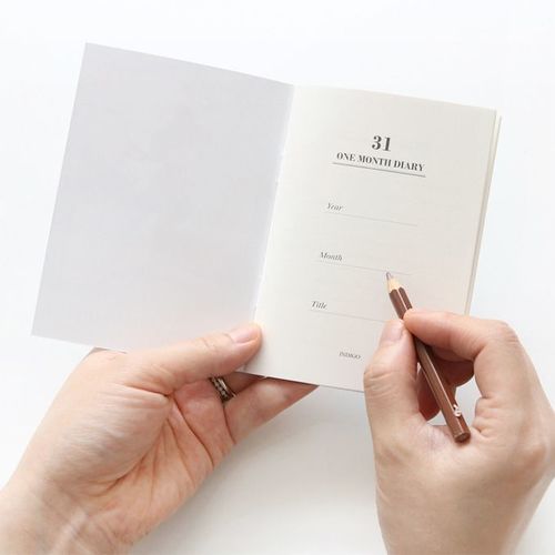 Classic Story One Month Diary Set - Image 13