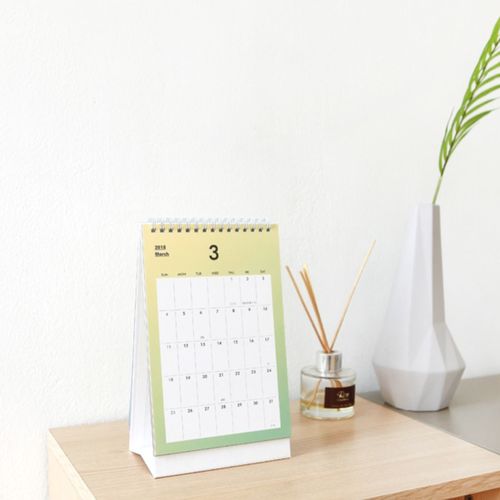 2018 Palette Desk Calendar - Image 15