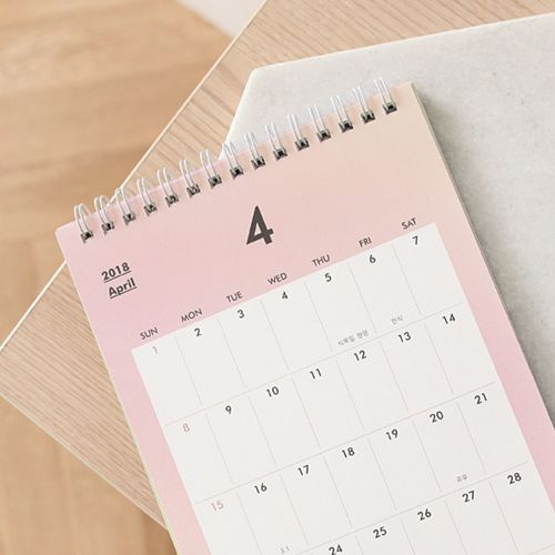 2018 Palette Desk Calendar - Image 16