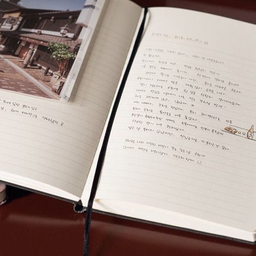 2019 Medium Making Memory Monthly Planner - Image 25