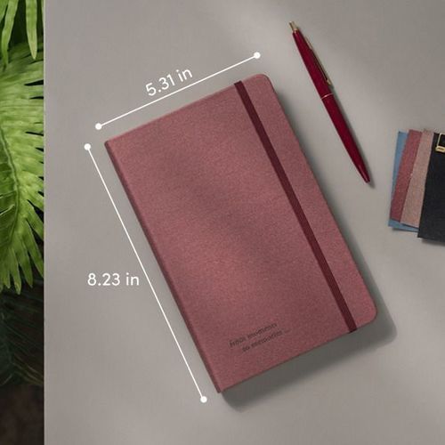 2019 Medium Making Memory Monthly Planner - Image 4