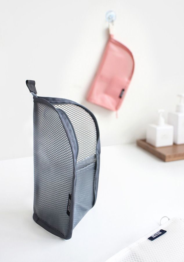 Standing Mesh Pouch