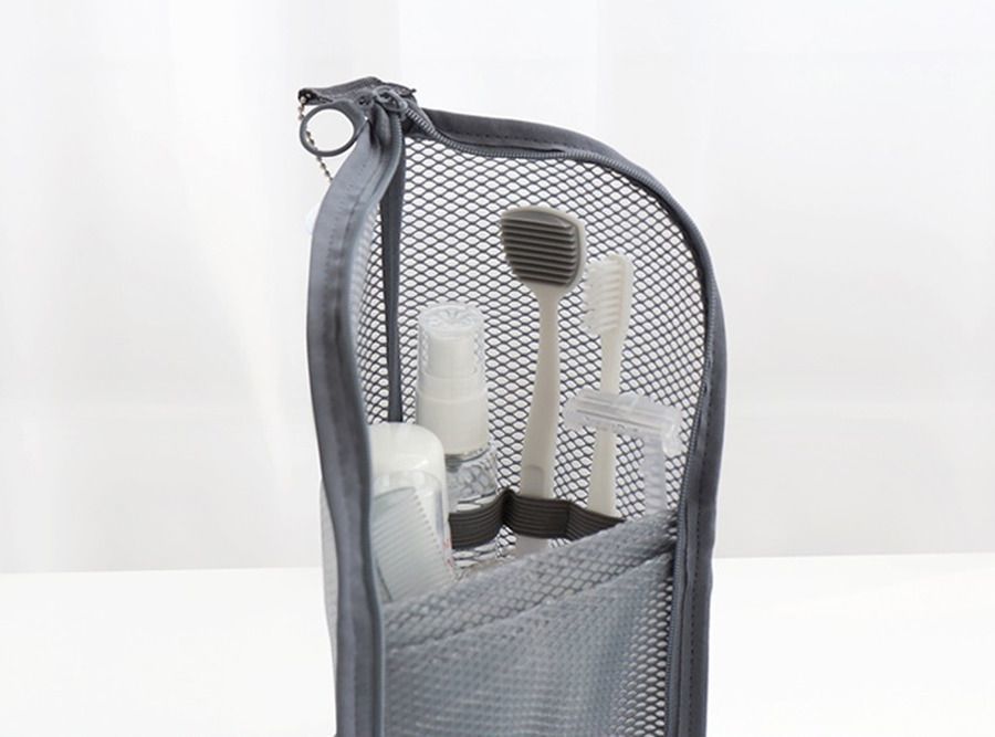 Standing Mesh Pouch