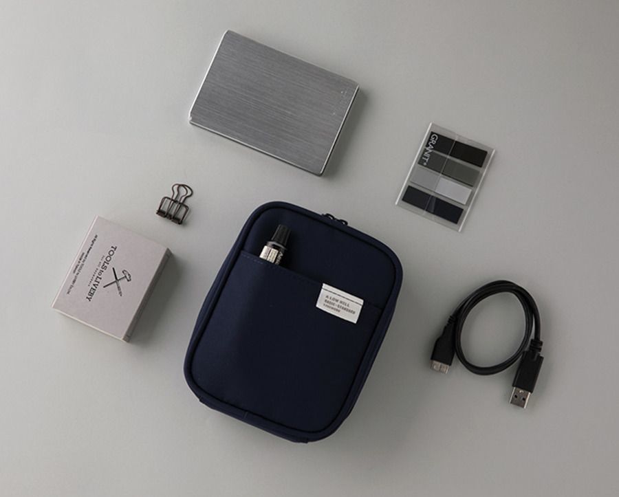 A Low Hill Cable Pouch