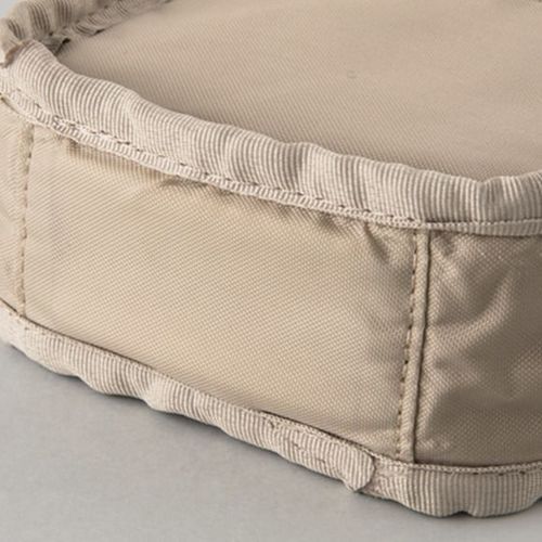 A Low Hill Cable Pouch