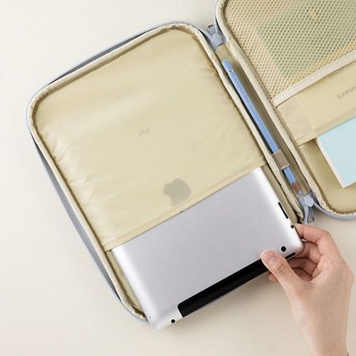 A Low Hill Pastel Tablet Pouch