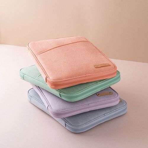 A Low Hill Pastel Tablet Pouch