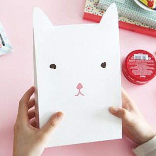 White Kitty Gift Pack Set