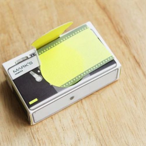 MochiThings: Camera Sticky Note